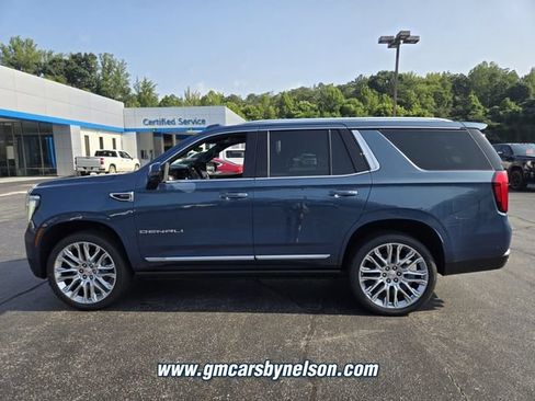 New 2026 GMC Yukon Denali w/ Denali Reserve Package AWD/4WD image 4
