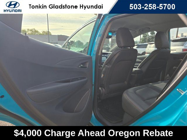 Used 2020 Chevrolet Bolt Premier w/ Infotainment Package FWD image 15