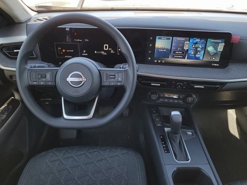 New 2026 Nissan Kicks SV w/ SV Premium Package image 8