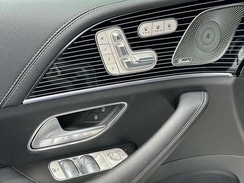 Certified 2024 Mercedes-Benz GLS 450 4MATIC image 17