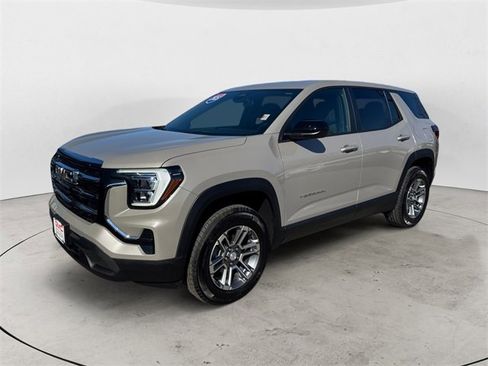 Used 2025 GMC Terrain Elevation image 2