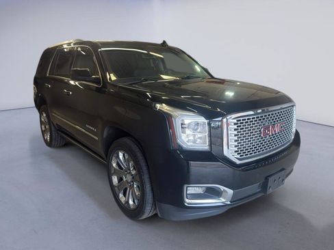 Used 2015 GMC Yukon Denali w/ Premium Package AWD/4WD image 1