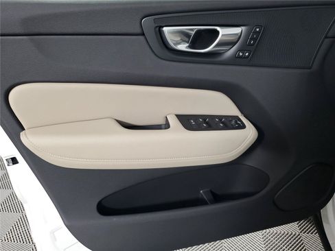 Certified 2026 Volvo XC60 B5 Plus w/ Protection Package Premier AWD/4WD image 19