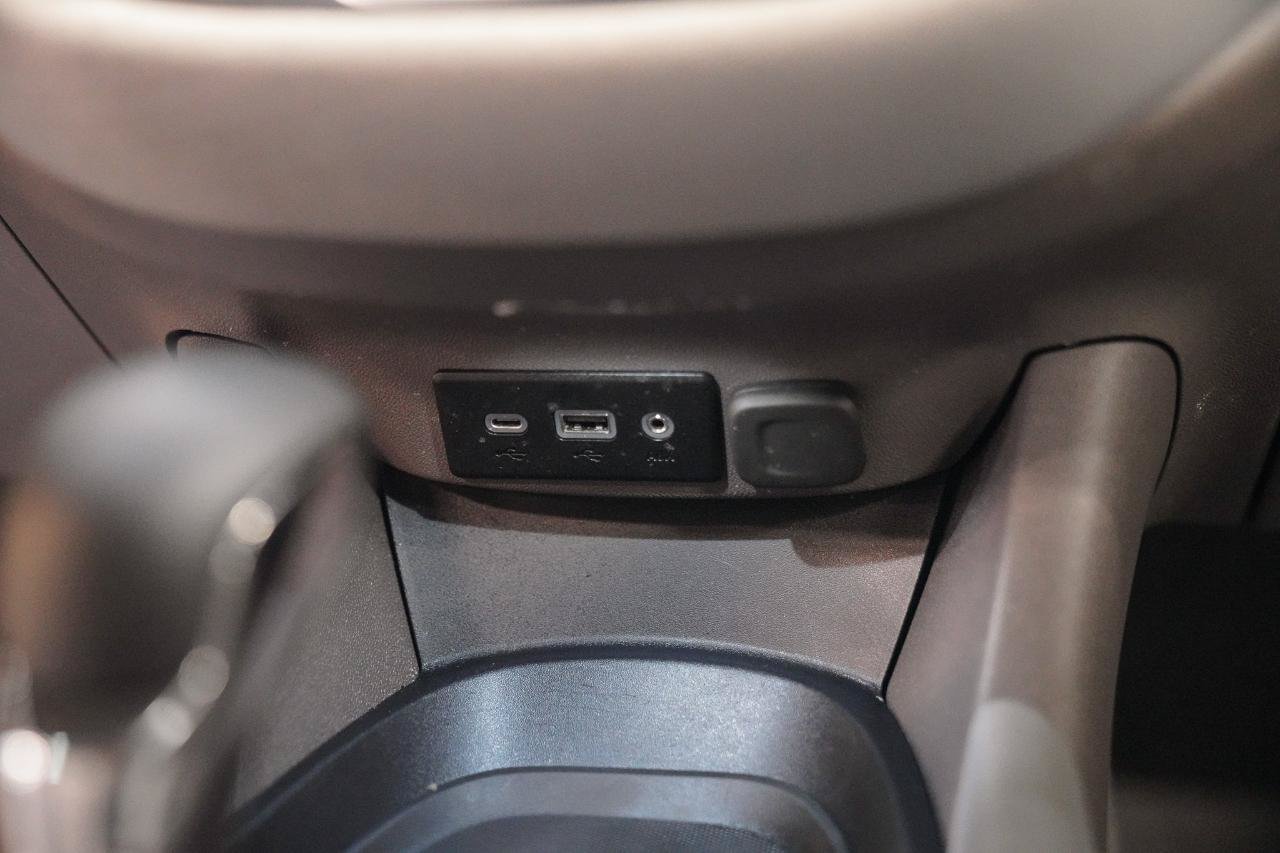 Used 2024 Chevrolet Malibu LS FWD image 31
