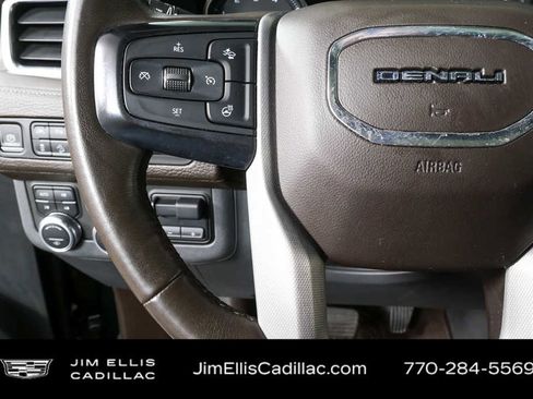 Used 2021 GMC Yukon Denali w/ Denali Ultimate Package image 10