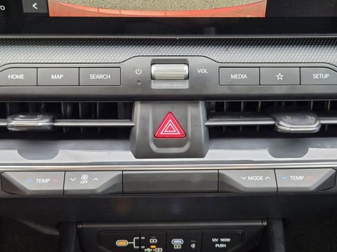 Certified 2025 Kia K4 GT-Line Turbo FWD image 17