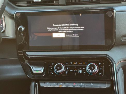 New 2026 GMC Sierra 2500 AT4 w/ AT4 Premium Plus Package image 13