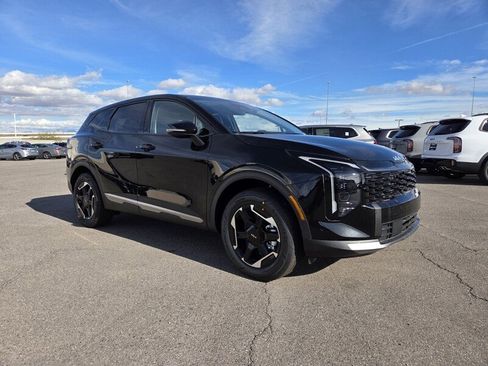 New 2026 Kia Sportage S image 2