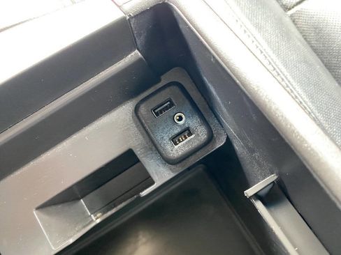 Used 2017 Chevrolet Tahoe Premier image 40