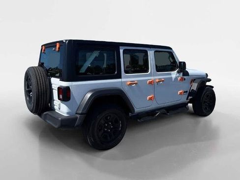 Used 2025 Jeep Wrangler Unlimited Sport AWD/4WD image 3