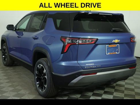New 2026 Chevrolet Equinox LT w/ Safety and Technology Package AWD/4WD image 6