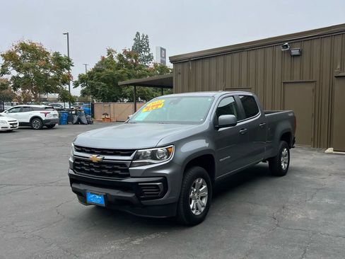 Used 2022 Chevrolet Colorado LT w/ Safety Package image 3