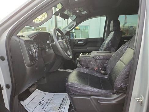 Certified 2022 Chevrolet Silverado 1500 Custom w/ LPO, Dark Essentials Package image 7