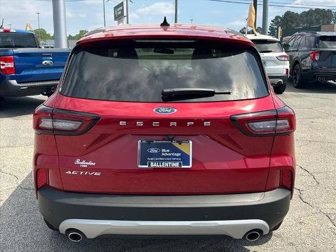 Certified 2025 Ford Escape Active w/ Active Premium Tech Pack image 4