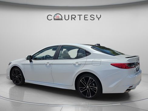 Certified 2025 Toyota Camry XSE FWD image 3