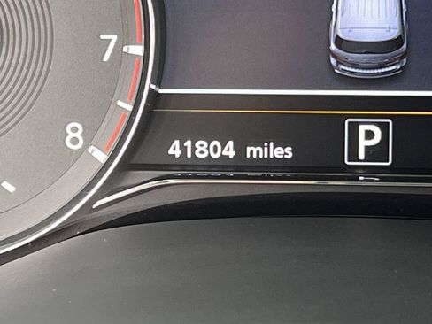 Used 2024 INFINITI QX80 Luxe image 25