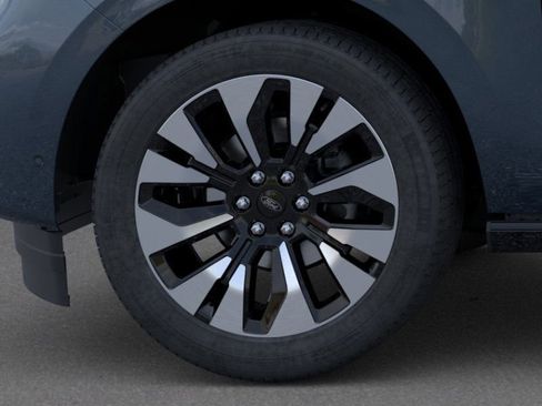 New 2025 Ford Expedition Platinum w/ Platinum Ultimate Package image 42