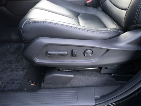 New 2025 Honda Pilot EX-L image 12