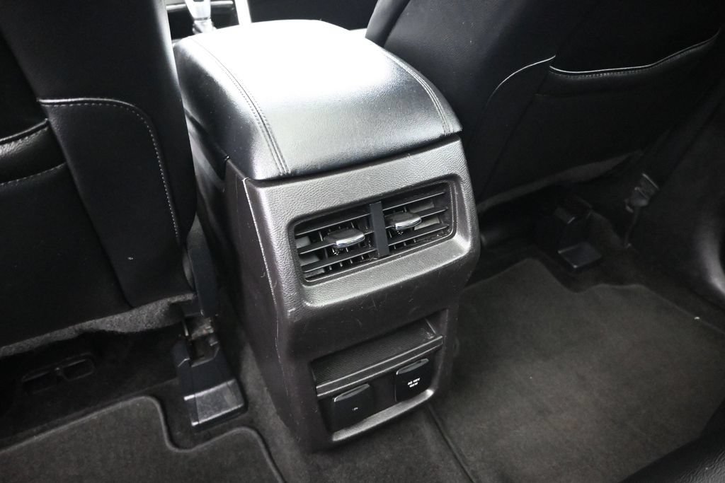 Used 2017 Ford Edge SEL w/ Equipment Group 201A AWD/4WD image 20