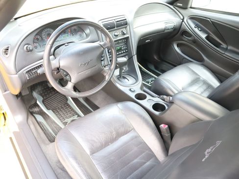 Used 2004 Ford Mustang GT image 38