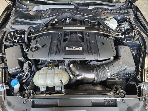 Used 2021 Ford Mustang GT Premium RWD image 8