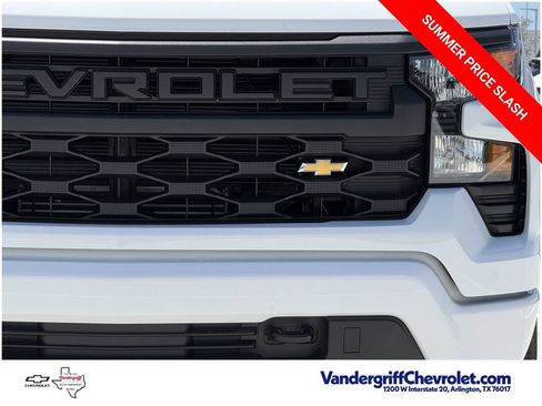 New 2026 Chevrolet Silverado 1500 Custom RWD image 8