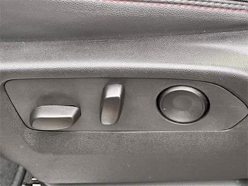 Used 2025 Chevrolet Suburban RST w/ Sun And Tow Package image 10