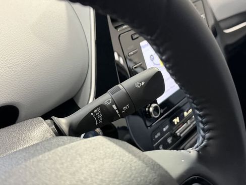 Used 2021 Toyota Prius Prime LE image 18