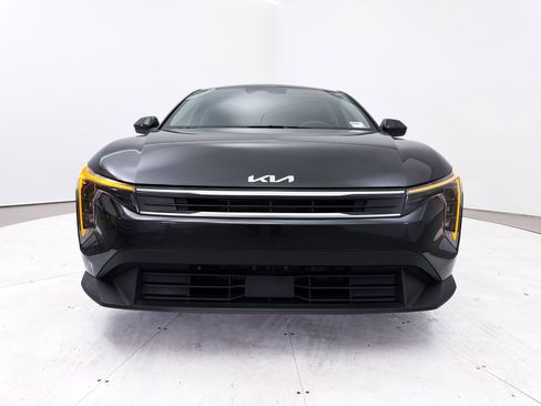 Certified 2025 Kia K4 FWD image 12