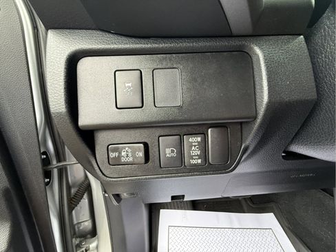 Used 2020 Toyota Tacoma TRD Off-Road image 21