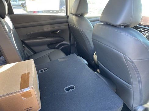 New 2025 Hyundai Tucson SEL image 11