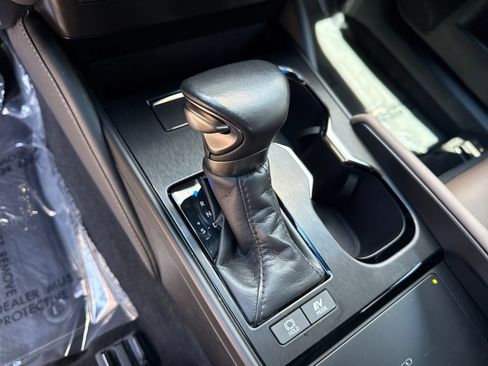 Used 2023 Lexus ES 300h w/ Premium Package FWD image 24
