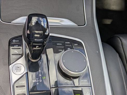 Used 2020 BMW X7 xDrive40i w/ Premium Package image 12