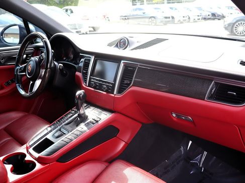 Used 2015 Porsche Macan S AWD/4WD image 24