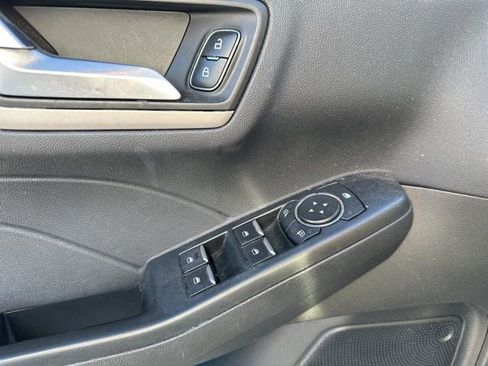 Used 2022 Ford Escape SEL image 5