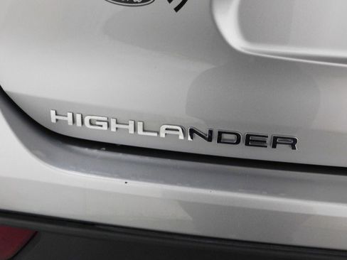 Used 2023 Toyota Highlander XSE image 6