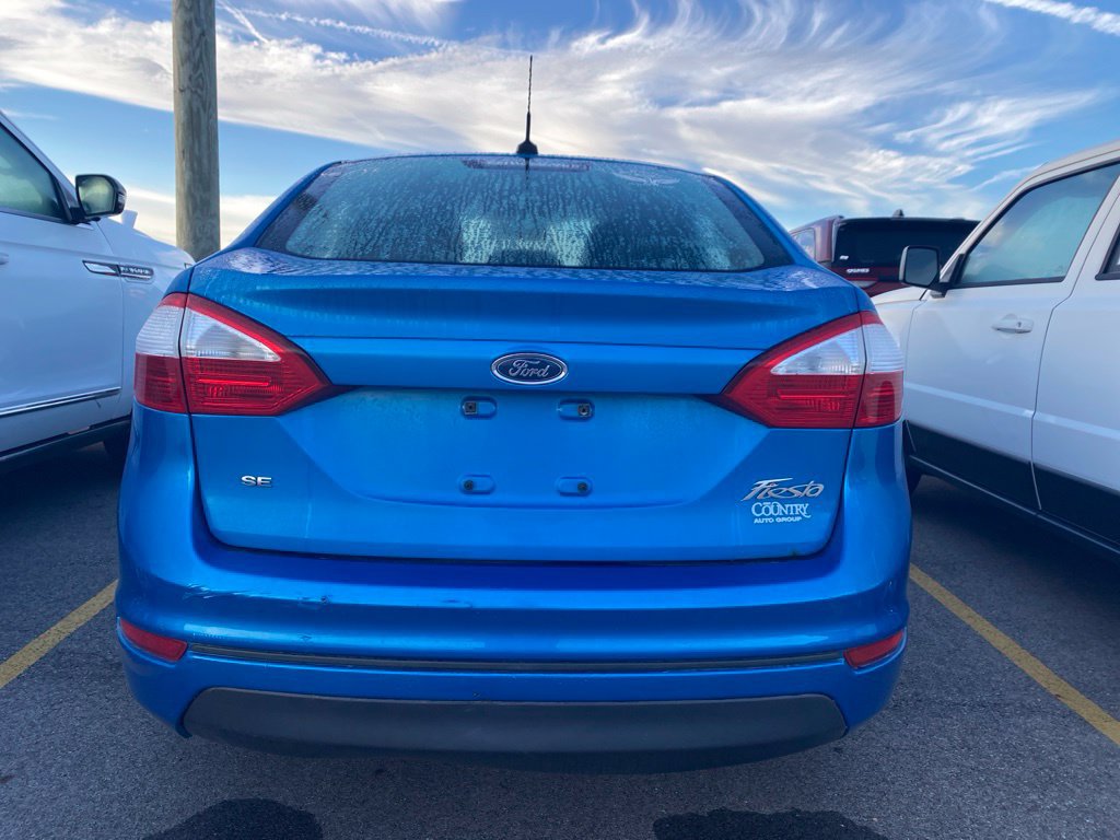 Used 2015 Ford Fiesta SE FWD image 10