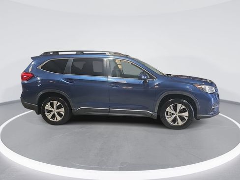 Used 2021 Subaru Ascent Premium w/ Convenience Package AWD/4WD image 4