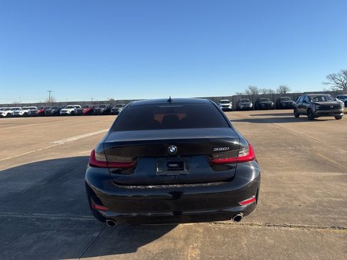 Used 2021 BMW 330i Sedan w/ Convenience Package image 11