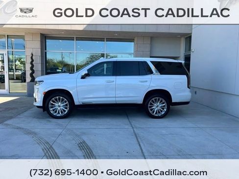 Used 2023 Cadillac Escalade Premium Luxury w/ LPO, Floor Liner Package AWD/4WD image 6