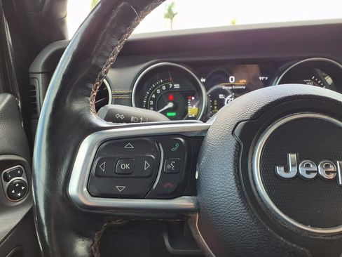 Used 2021 Jeep Wrangler Unlimited Sahara AWD/4WD image 34