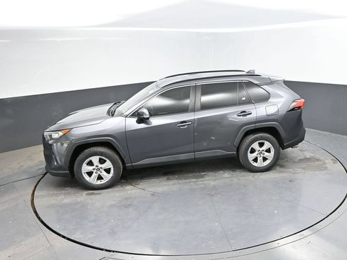 Used 2021 Toyota RAV4 XLE FWD image 24
