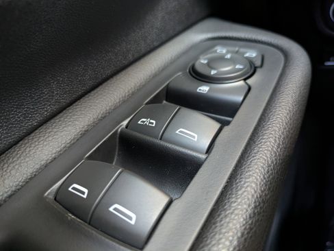 Used 2021 GMC Terrain SLE image 16