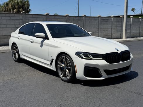 Used 2022 BMW M550i xDrive AWD/4WD image 8