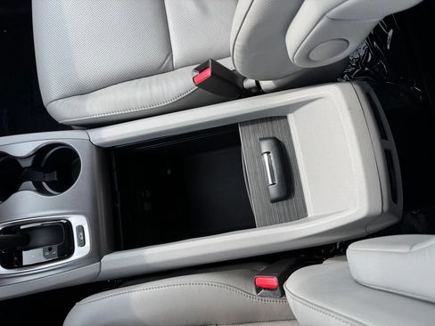 Used 2019 Honda Ridgeline RTL image 18