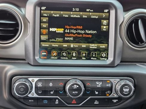 Used 2023 Jeep Wrangler Unlimited w/ Cold Weather Group AWD/4WD image 17
