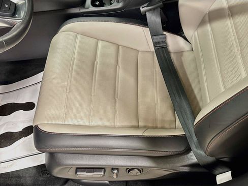 Used 2024 Honda CR-V Sport Touring image 20