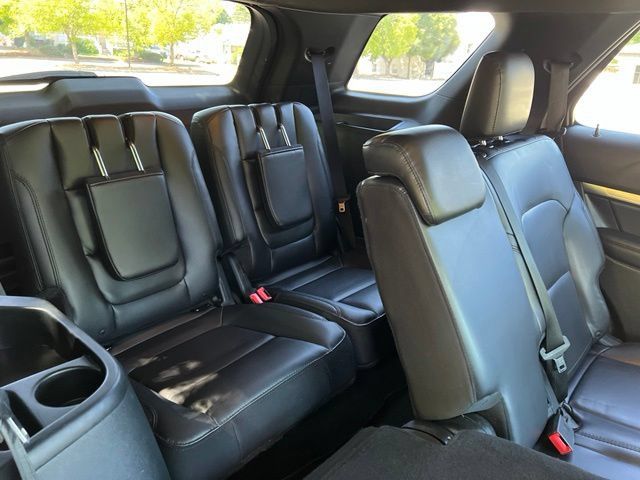Used 2019 Ford Explorer XLT w/ Equipment Group 202A FWD image 26