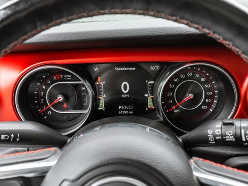 Used 2021 Jeep Wrangler Rubicon w/ Uconnect 4C Nav & Sound Group AWD/4WD image 14
