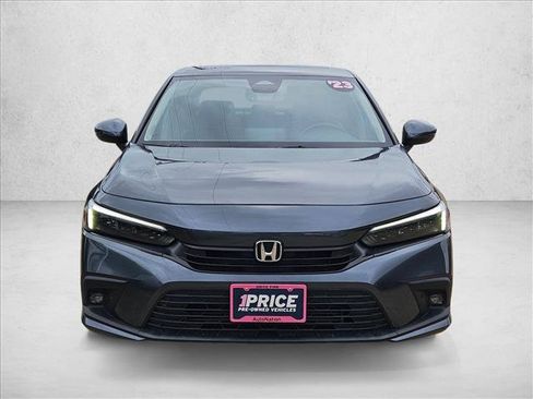 Used 2023 Honda Civic Touring image 2